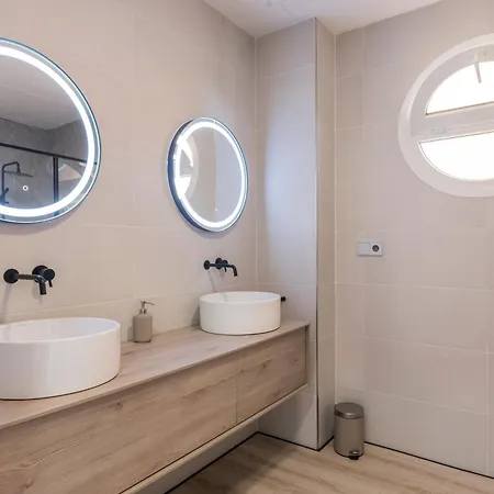 Luxury At 4 Star شقة إسلانتييّا